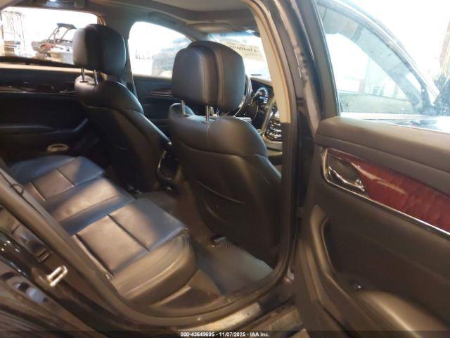 Cadillac CTS Luxury Image 3