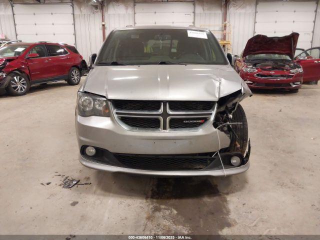 Dodge Grand Caravan Sxt Image 11