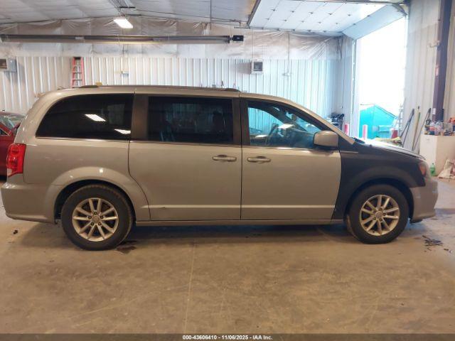Dodge Grand Caravan Sxt Image 8