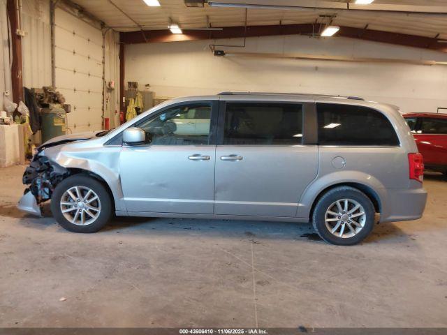 Dodge Grand Caravan Sxt Image 4