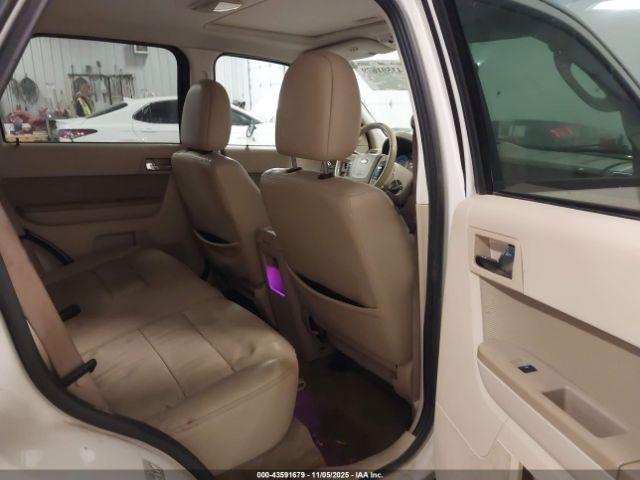 Ford Escape Limited Image 15