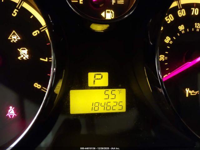 Saturn Vue 4-cyl Xe Image 11