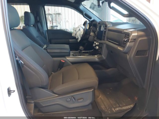 Ford F-150 Xlt Image 8