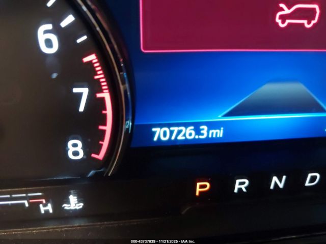 Ford Explorer Xlt Image 11