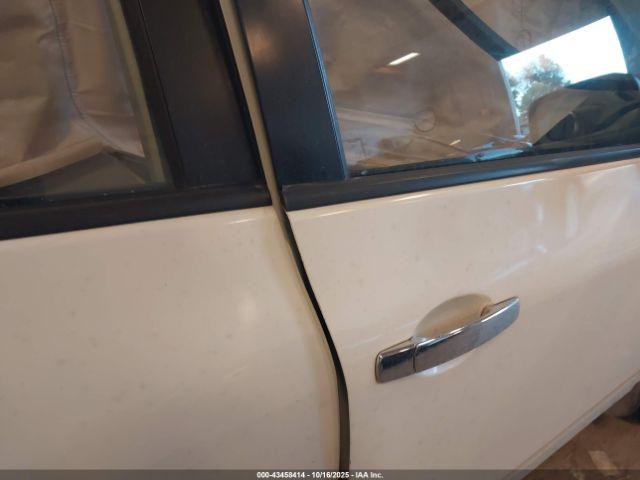 Nissan Rogue S Image 15