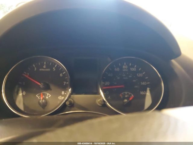 Nissan Rogue S Image 16