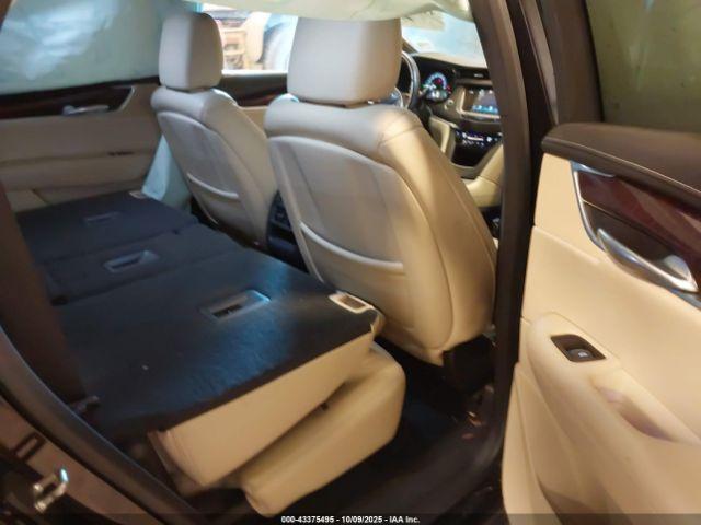Cadillac XT5 Luxury Image 10