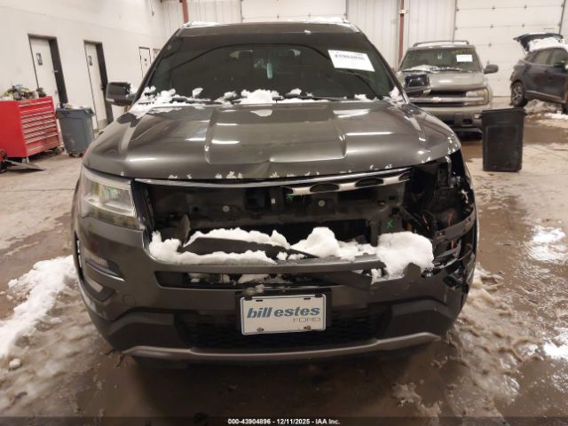 Ford Explorer Xlt Image 6