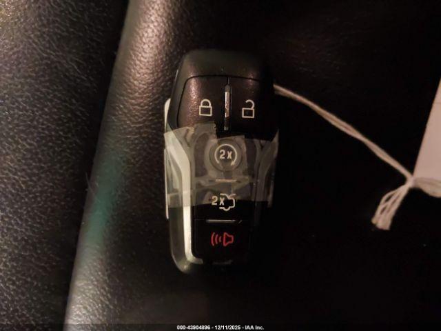 Ford Explorer Xlt Image 5