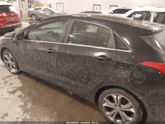 Hyundai ELANTRA Image 14