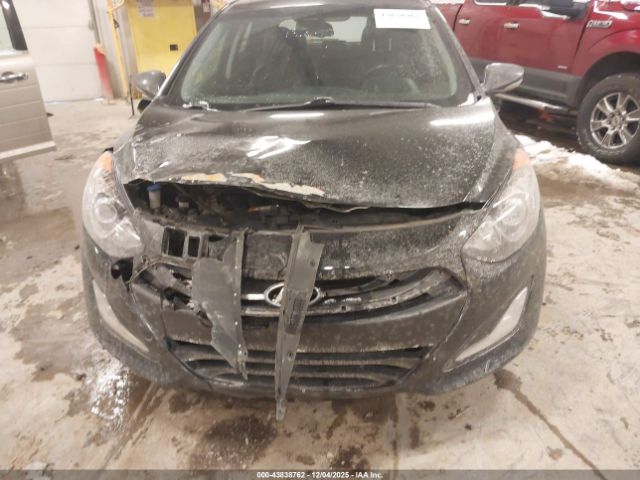 Hyundai ELANTRA Image 10