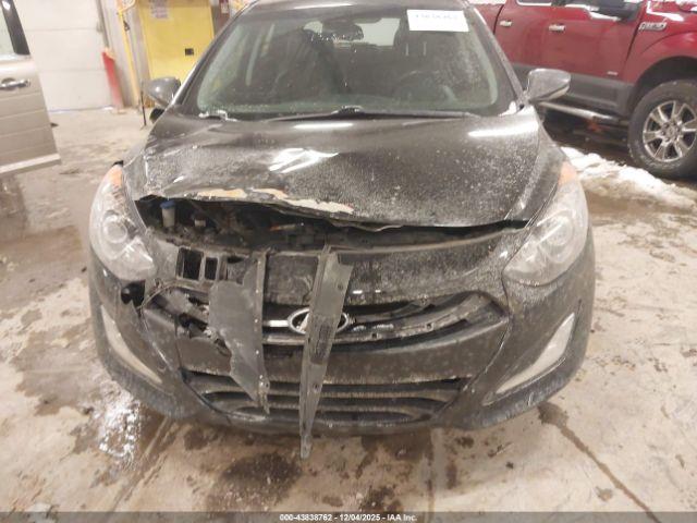 Hyundai ELANTRA Image 10