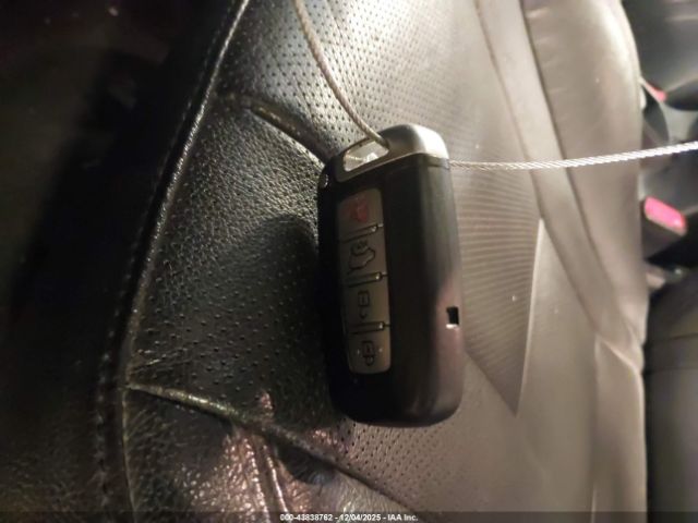 Hyundai ELANTRA Image 4