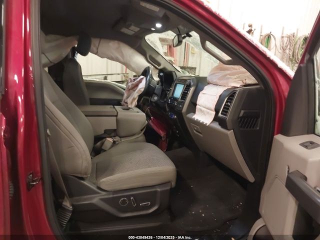 Ford F-150 Xlt Image 12