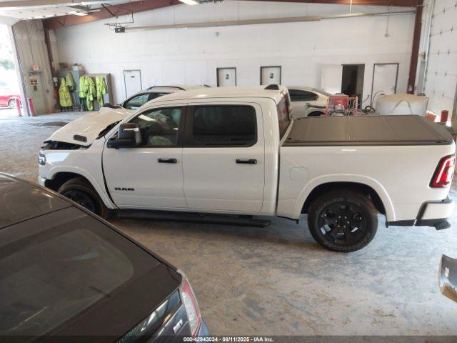 Ram 1500 Big Horn  4x4 5'7 Box Image 10