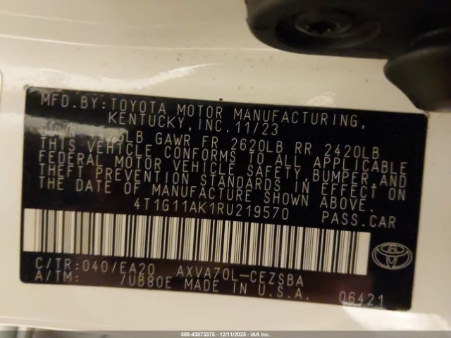 Toyota Camry Se Image 10