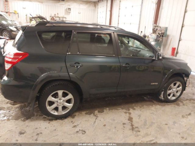 Toyota RAV4 Limited Image 12