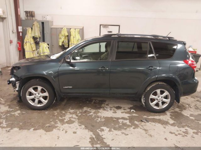 Toyota RAV4 Limited Image 16