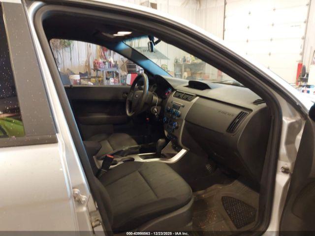 Ford Focus Se Image 6