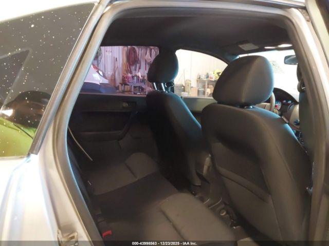 Ford Focus Se Image 9