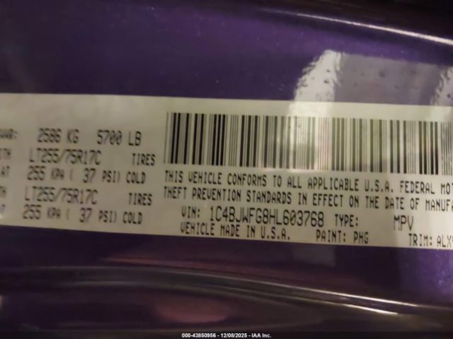 Jeep Wrangler Rubicon 4x4 Image 11