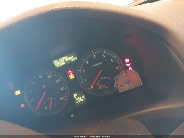 Volvo S40 2.4i Image 14