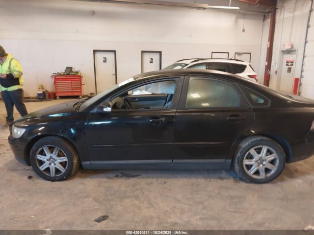 Volvo S40 2.4i Image 7