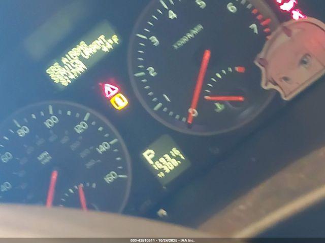 Volvo S40 2.4i Image 12