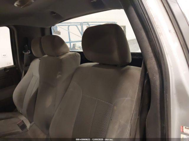 Ford F-150 Xl Image 12