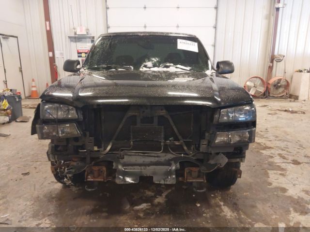 Chevrolet Silverado 1500 Ls Image 12