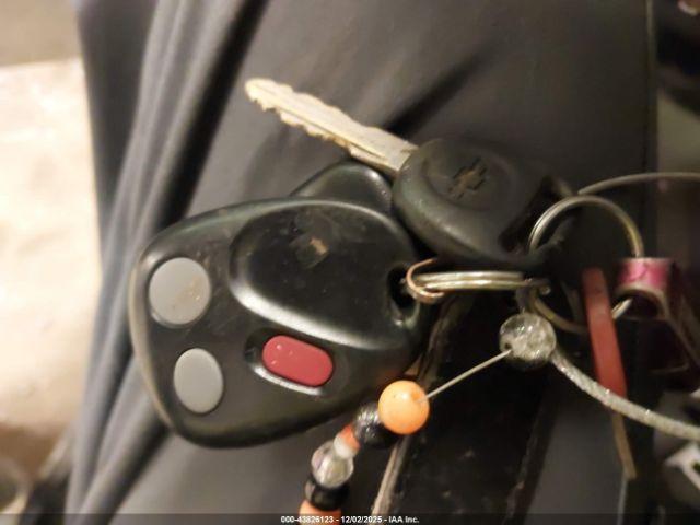 Chevrolet Silverado 1500 Ls Image 11