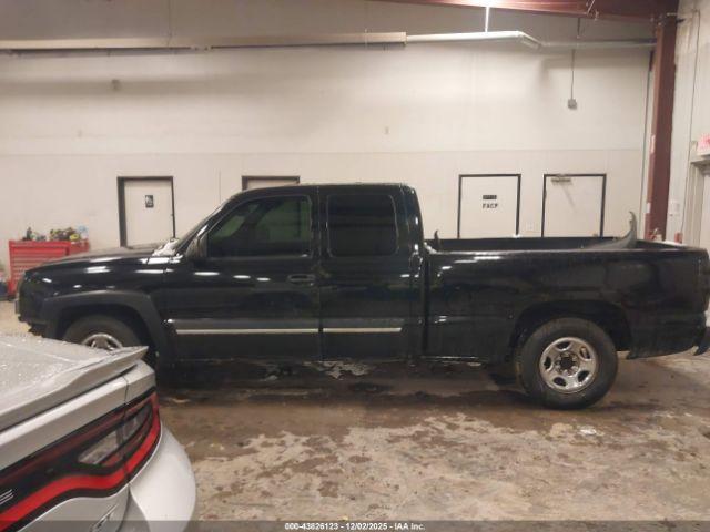 Chevrolet Silverado 1500 Ls Image 16