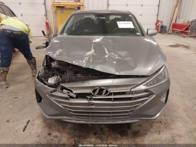 Hyundai ELANTRA Se Image 10