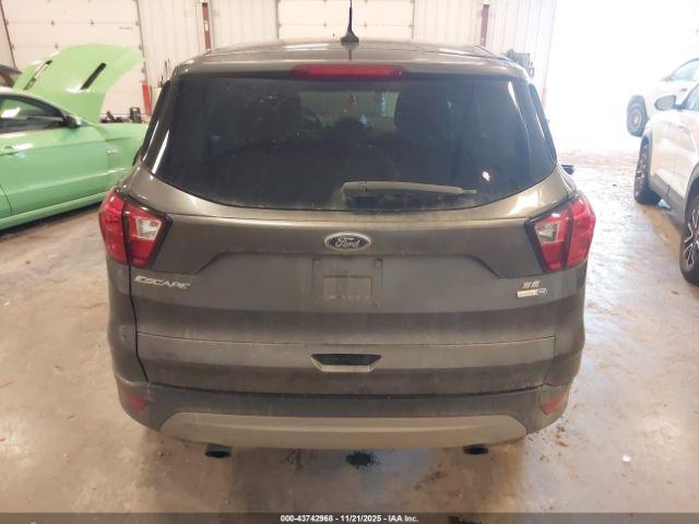 Ford Escape Se Image 9