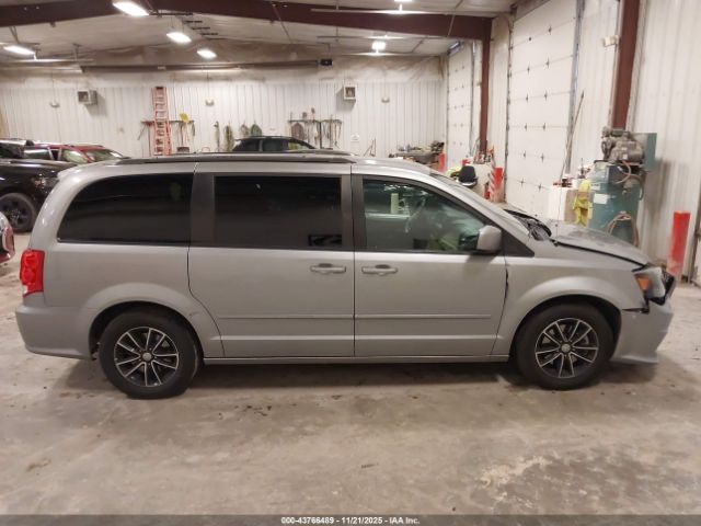 Dodge Grand Caravan Gt Image 8