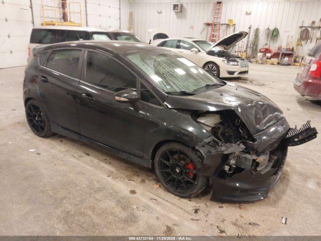  Salvage Ford Fiesta