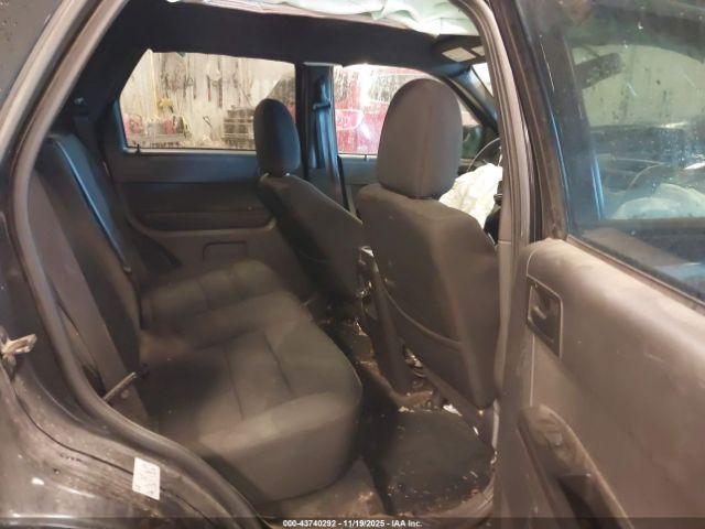 Ford Escape Xlt Image 2