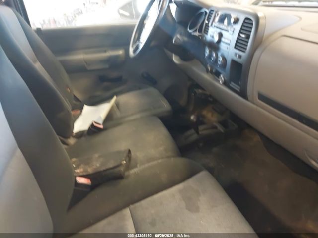 Chevrolet Silverado 1500 Work Truck Image 9