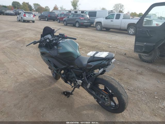 Kawasaki Ex650 P Image 3