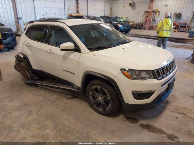  Salvage Jeep Compass