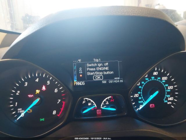 Ford Escape Titanium Image 2