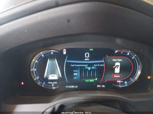 Cadillac Escalade Premium Luxury Image 16