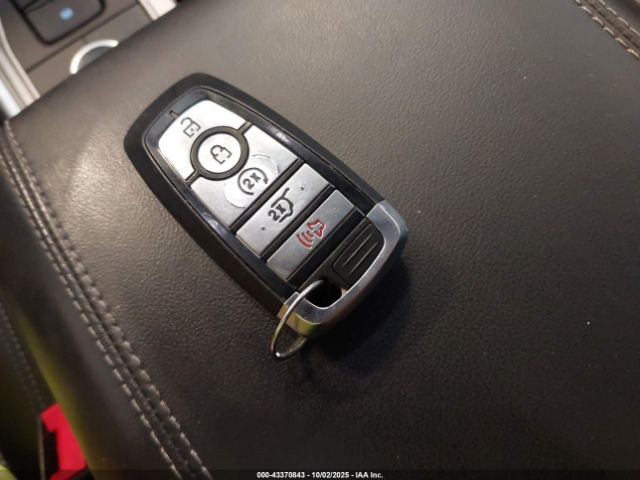 Ford Explorer Xlt Image 16