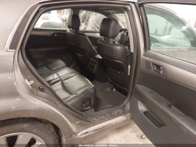 Toyota Avalon Touring Image 11