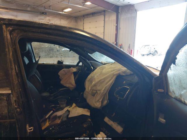 Chrysler 200 Limited Image 5