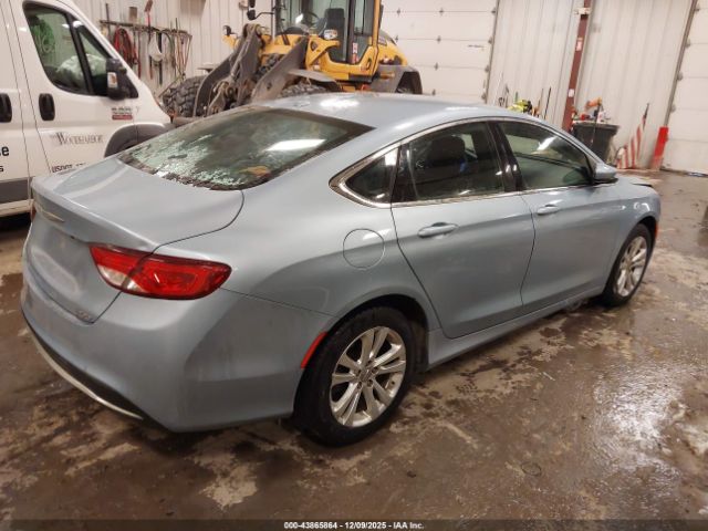 Chrysler 200 Limited Image 4