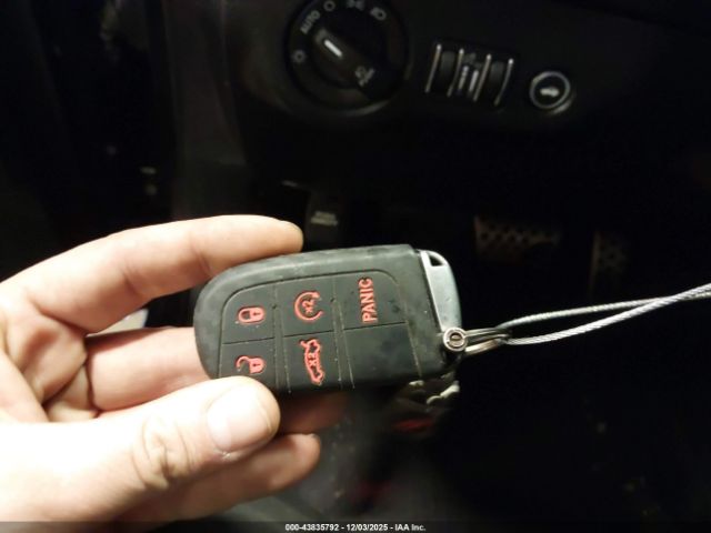 Dodge Challenger Image 7