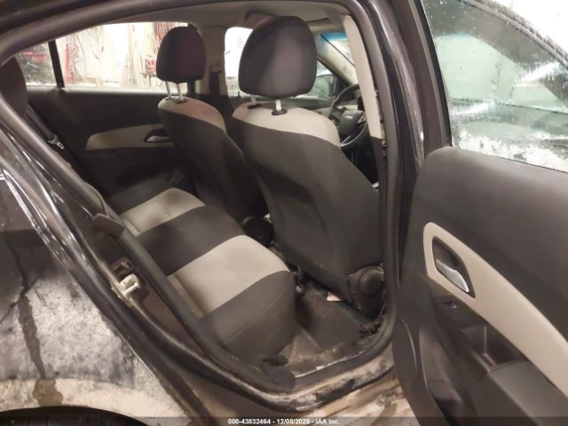 Chevrolet Cruze Ls Auto Image 10