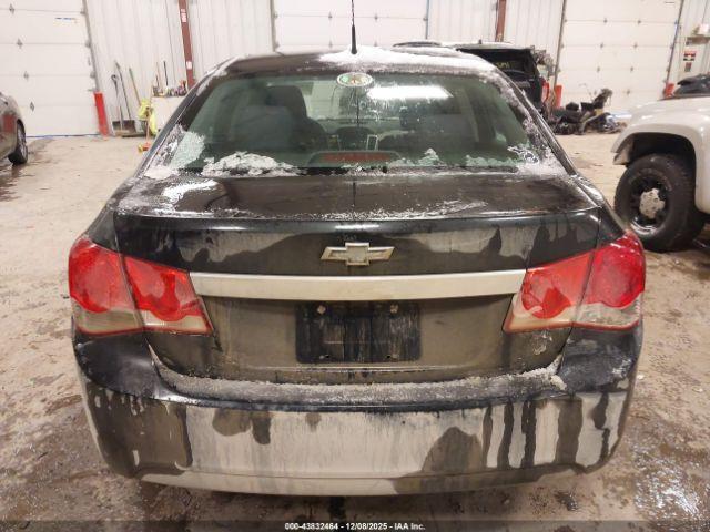 Chevrolet Cruze Ls Auto Image 2