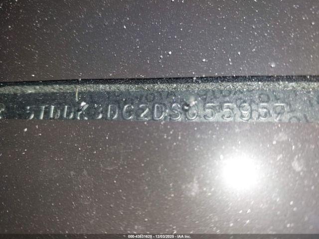 Toyota Sienna Limited 7 Passenger Image 7